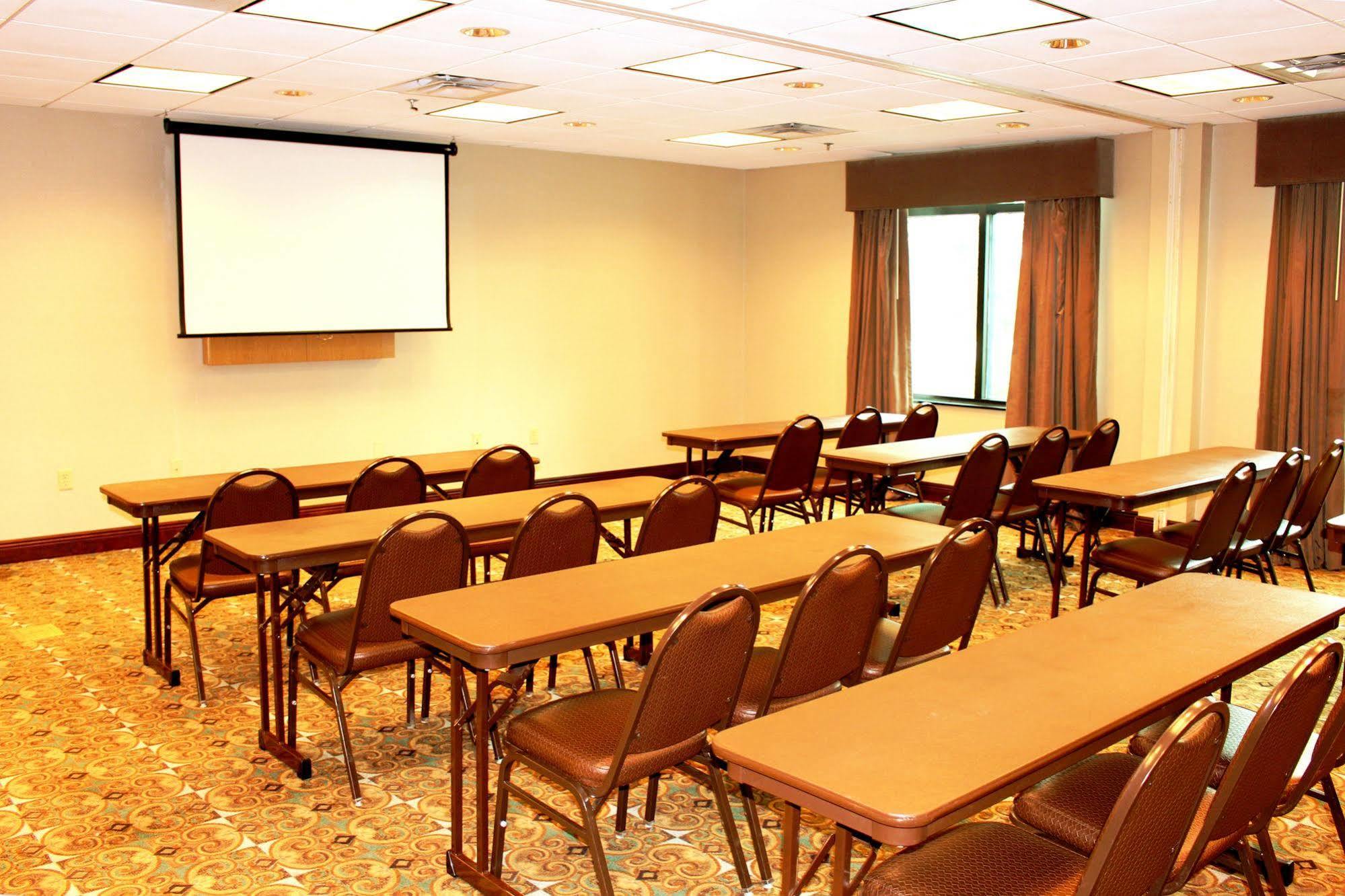 Holiday Inn Express & Suites Mobile West I-10 By Ihg Tillmans Corner Extérieur photo